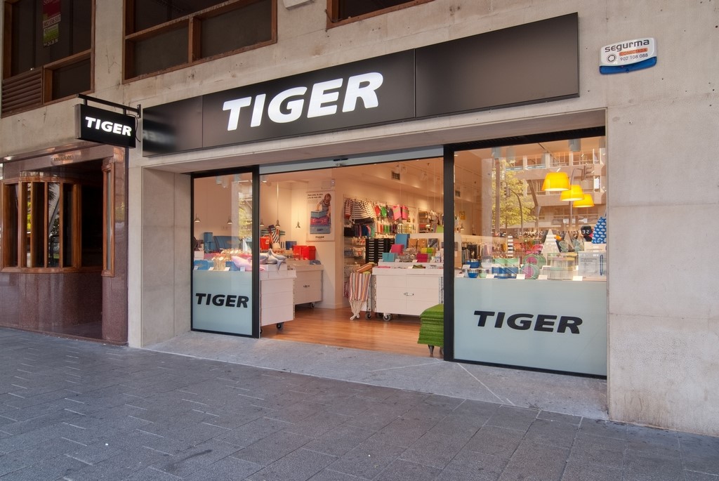 JI arquitectura Local Comercial Tiger Gran Via 28 Logroño (2)